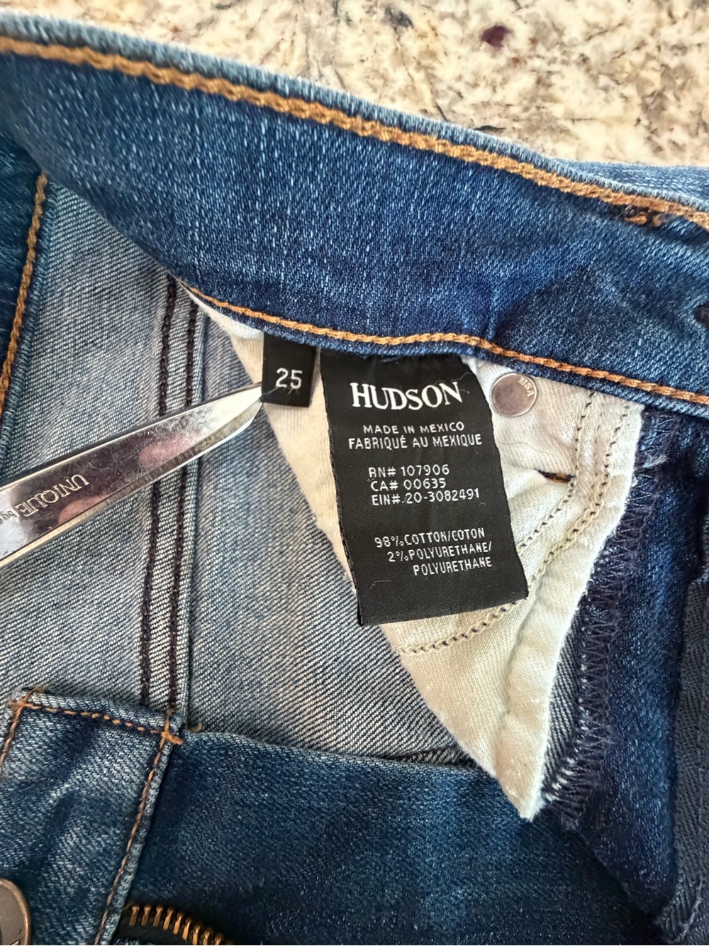 Hudson Jeans Women's Barbara High Waist Skinny Distress Size 25 NWOT - Picture 4 of 6
